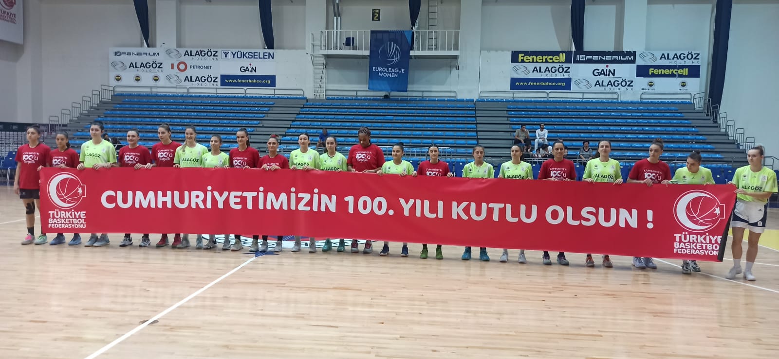 Trippters.com Turgutlu Belediyesi Kadın Basketbol’dan Cumhuriyet’in 100 ...