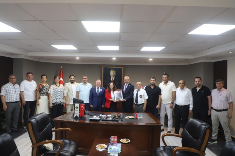 KKTC İzmir Başkonsolosu İnanıroğlu’ndan Başkan Çetin Akın’a Ziyaret