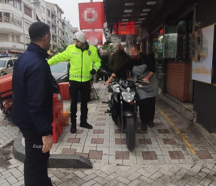 Turgutlu’da Kaldırım İşgalleri ve Seyyar Satıcılara Yönelik Denetimler Sıklaştırıldı